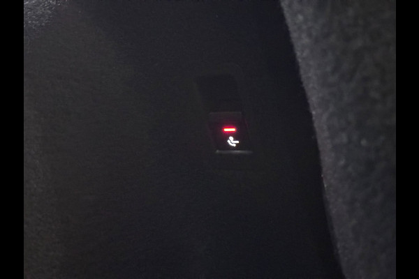 Audi Q3 45 TFSI e 3X S-LINE | LED | TREKHAAK | HYBRIDE