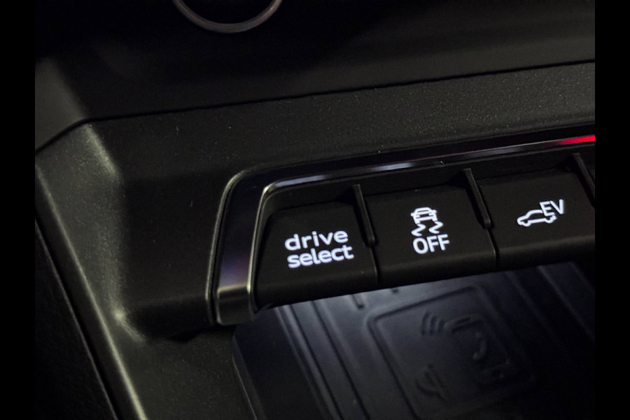 Audi Q3 45 TFSI e 3X S-LINE | LED | TREKHAAK | HYBRIDE