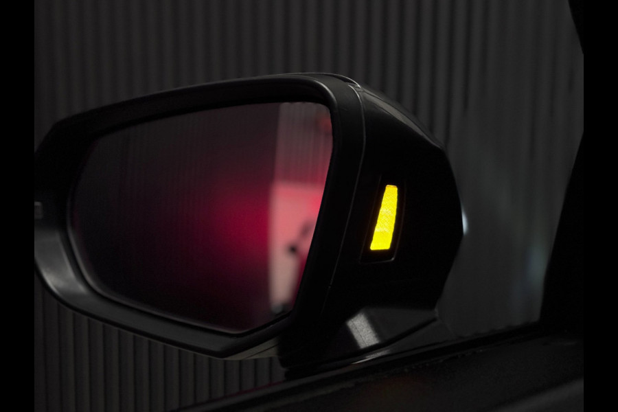 Audi Q3 45 TFSI e 3X S-LINE | LED | TREKHAAK | HYBRIDE