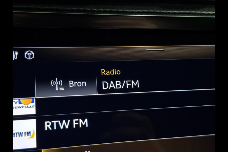 Audi Q3 45 TFSI e 3X S-LINE | LED | TREKHAAK | HYBRIDE