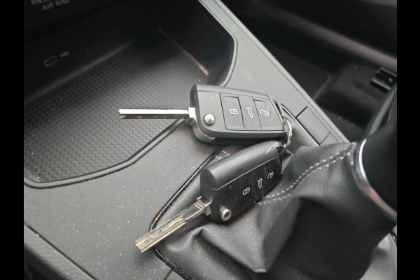 Seat Ibiza 1.0 EcoTSI Style NL-AUTO | LAGE KM STAND | NAVI | LED