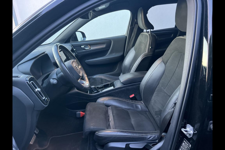 Volvo XC40 Recharge P8 AWD R-Design NL-AUTO | TREKHAAK | GOOGLE NAVI