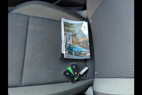 Škoda Octavia Combi 1.0 TSI Business Edition NL-AUTO | LAGE KM STAND