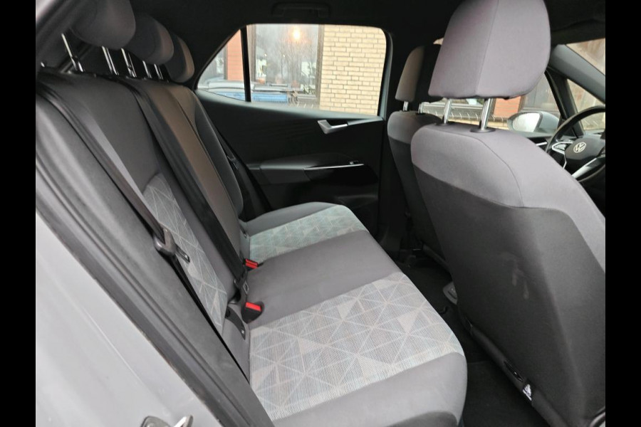 Volkswagen ID.3 Life 58 kWh STOELVERWARMING | NAVI | LED