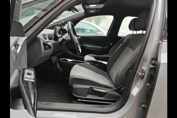 Volkswagen ID.3 Life 58 kWh STOELVERWARMING | NAVI | LED