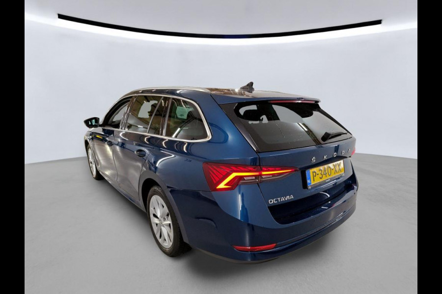 Škoda Octavia Combi 1.0 TSI Business Edition Plus NL-AUTO | PANODAK | NAVI