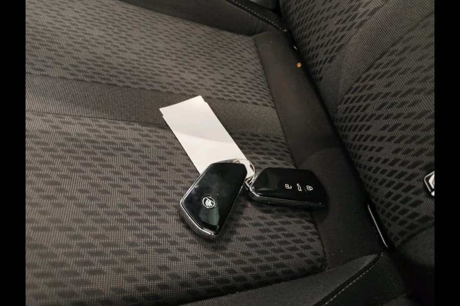 Škoda Octavia Combi 1.0 TSI Business Edition Plus NL-AUTO | PANODAK | NAVI