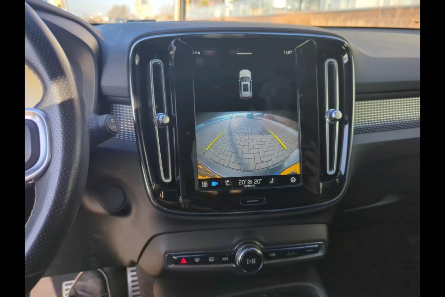 Volvo XC40 Recharge P8 AWD R-Design NL-AUTO | TREKHAAK | PANODAK