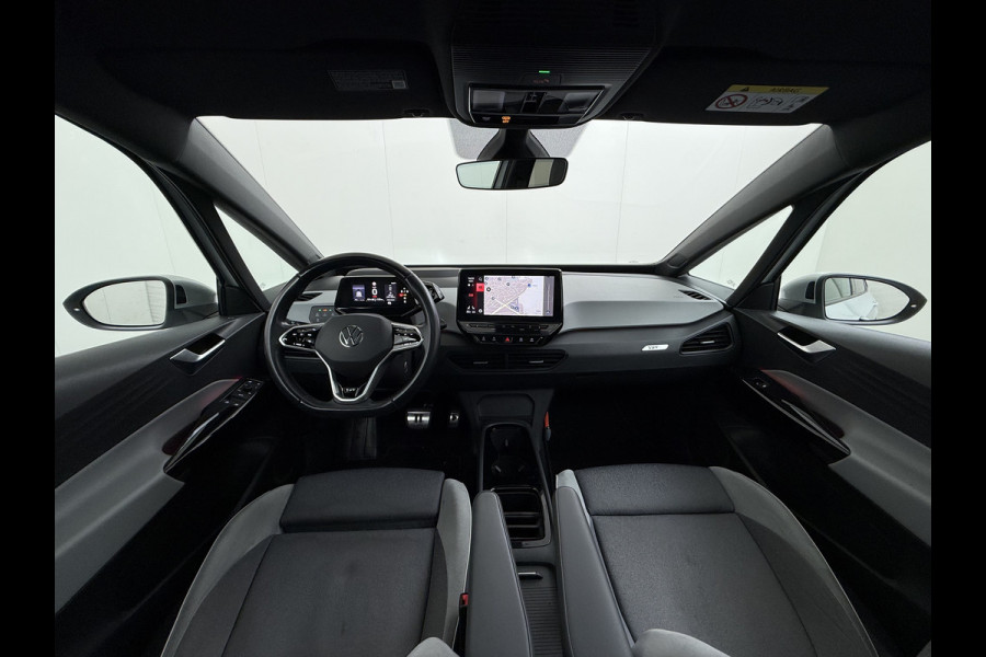 Volkswagen ID.3 First Max 62kWh SOH 91% Ergo Active Elek.Stoelen Panoramadak Adap.Cruise Camera Navi Ecc Keyless Advanced Head-Up Matrix-Led Lmv 20" Stuur+Stoelverwarming Led-a-licht dynamisch Apple Carplay/Android Auto Dodehoek detector Dealeronderhouden 1e Eigenaar Origineel Nederlandse Auto