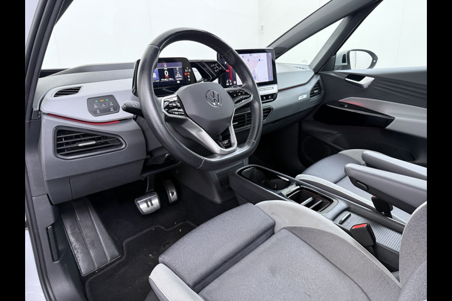 Volkswagen ID.3 First Max 62kWh SOH 91% Ergo Active Elek.Stoelen Panoramadak Adap.Cruise Camera Navi Ecc Keyless Advanced Head-Up Matrix-Led Lmv 20" Stuur+Stoelverwarming Led-a-licht dynamisch Apple Carplay/Android Auto Dodehoek detector Dealeronderhouden 1e Eigenaar Origineel Nederlandse Auto