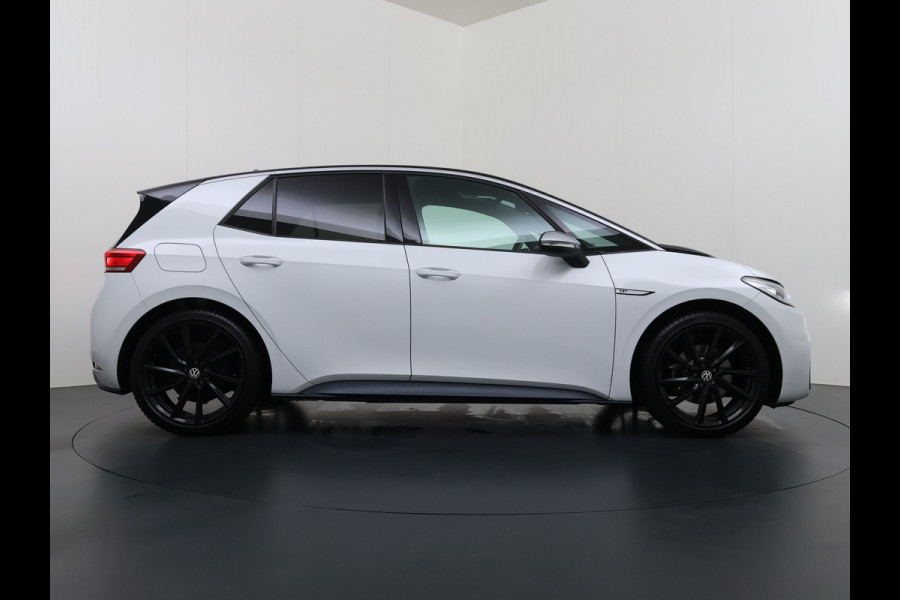 Volkswagen ID.3 First Max 62kWh SOH 91% Ergo Active Elek.Stoelen Panoramadak Adap.Cruise Camera Navi Ecc Keyless Advanced Head-Up Matrix-Led Lmv 20" Stuur+Stoelverwarming Led-a-licht dynamisch Apple Carplay/Android Auto Dodehoek detector Dealeronderhouden 1e Eigenaar Origineel Nederlandse Auto