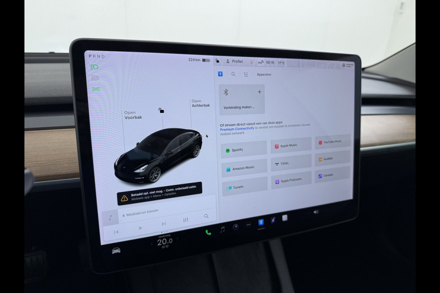 Tesla Model 3 Long Range AWD 75kWh Facelift Warmtepomp Trekhaak SOH 88% Wrap AutoPilot Leder Panoramadak Adaptive-Cruise Camera's Elektr.-Stuu Privacy Glas Navi LED DAB Voorverwarmen interieur Keyless One-Pedal-Drive 4WD 1.000KG Trekgewicht Origineel Nederlandse Auto Fabrieksgarantie op Accu en Motor tot 26-11-2029/192.00km