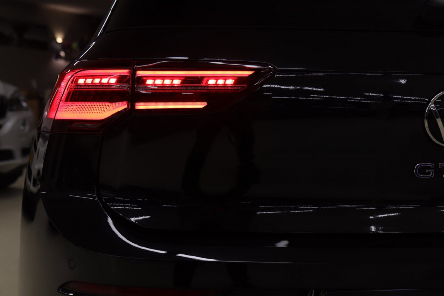 Volkswagen Golf 1.4 eHybrid GTE /PANO/IQLIGHT/CAM/CARPLAY/ACC/LANE ASSIST/VOL