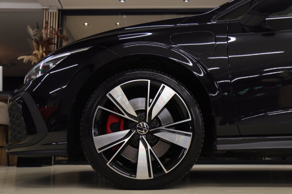 Volkswagen Golf 1.4 eHybrid GTE /PANO/IQLIGHT/CAM/CARPLAY/ACC/LANE ASSIST/VOL