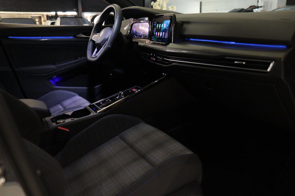 Volkswagen Golf 1.4 eHybrid GTE /PANO/IQLIGHT/CAM/CARPLAY/ACC/LANE ASSIST/VOL