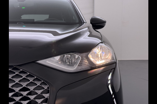 DS DS 3 Crossback E-Tense Performance Line 50kWh SOH 95% Navi Ecc Pdc Apple Carplay Android Auto Lmv Privacy Glas Dodehoekbewaking DAB+ Cruise Control Regen/Lichtsensor 1e Eigenaar Origineel Nederlandse Auto