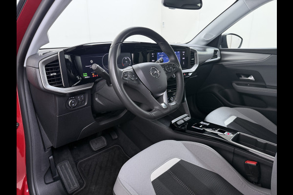 Opel Mokka-e 50kWh SOH 92% 3-Fase Laden Warmtepomp Navi Ecc 360°Camera Apple Carplay Android Auto Pdc Elegance DAB Led Lmv 17" Regen-Lichtsensor Isofix Privacy Glas Keyless Origineel Nederlandse Auto