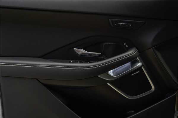 Jaguar E-Pace 1.5 P160 R-Dynamic SE Leer ACC 360° Meridian Navi Keyless Entry & Go Elektr. bedienbare achterklep Memory seats Climate PDC Zwarte alcantara hemelbekleding LM velgen BTW auto