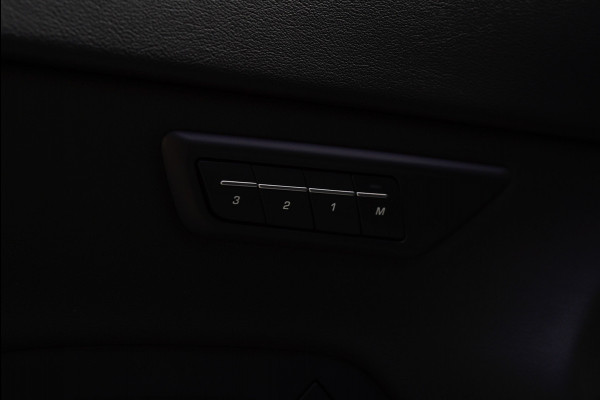 Jaguar E-Pace 1.5 P160 R-Dynamic SE Leer ACC 360° Meridian Navi Keyless Entry & Go Elektr. bedienbare achterklep Memory seats Climate PDC Zwarte alcantara hemelbekleding LM velgen BTW auto