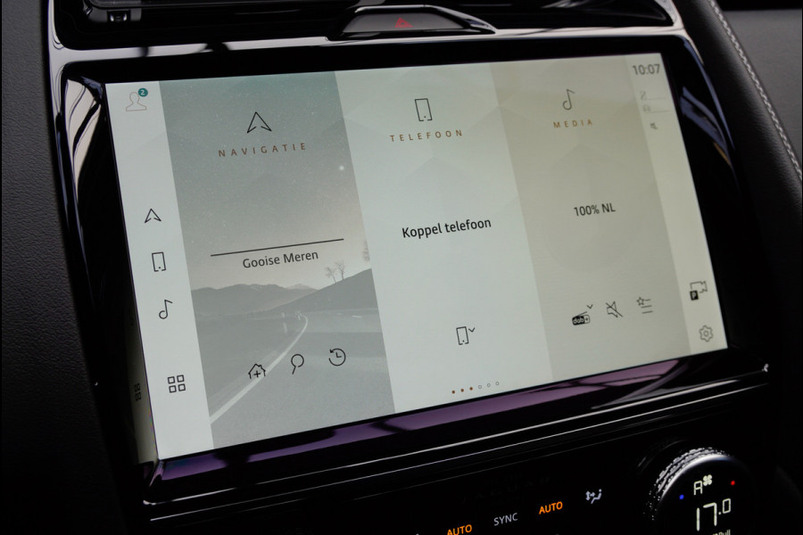 Jaguar E-Pace 1.5 P160 R-Dynamic SE Leer ACC 360° Meridian Navi Keyless Entry & Go Elektr. bedienbare achterklep Memory seats Climate PDC Zwarte alcantara hemelbekleding LM velgen BTW auto