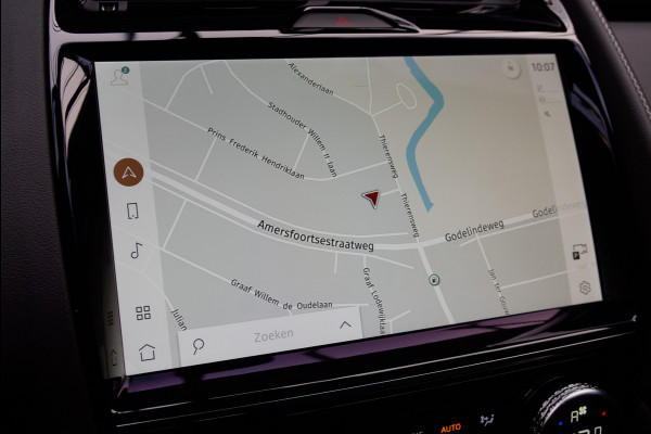 Jaguar E-Pace 1.5 P160 R-Dynamic SE Leer ACC 360° Meridian Navi Keyless Entry & Go Elektr. bedienbare achterklep Memory seats Climate PDC Zwarte alcantara hemelbekleding LM velgen BTW auto