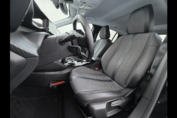 Peugeot e-208 EV 50kWh SOH 90% Navi Ecc 360°Camera Stoelverwarming Adap.Cruise Control Apple Carplay/Android Auto Allure Draadloze Lader DAB+ Keyless Led Privacy Glas Rijstrooksensor Verkeersbord detectie Origineel Nederlandse Auto