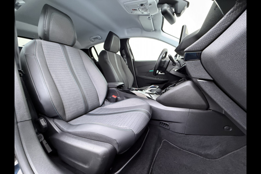Peugeot e-208 EV 50kWh SOH 90% Navi Ecc 360°Camera Stoelverwarming Adap.Cruise Control Apple Carplay/Android Auto Allure Draadloze Lader DAB+ Keyless Led Privacy Glas Rijstrooksensor Verkeersbord detectie Origineel Nederlandse Auto
