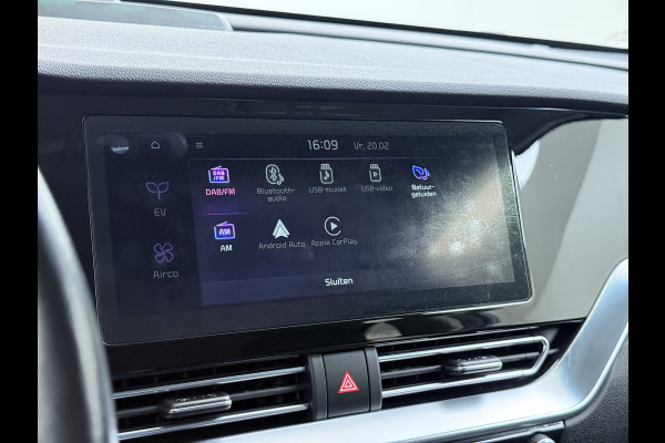 Kia e-Niro ExecutiveLine 64kWh SOH 100% Warmtepomp Leder Elek.Stoel+Memory JBL®-Audio Pdc Navi Ecc Camera Apple Carplay Android Auto Stoelverwarming+Koeling Stuurverwarming Lmv Privacy Glas DAB Vess Lane Assist Blind Spot 100% Dealeronderhouden