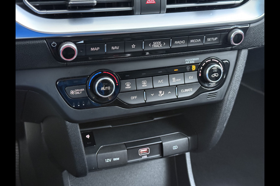 Kia e-Niro ExecutiveLine 64kWh SOH 100% Warmtepomp Leder Elek.Stoel+Memory JBL®-Audio Pdc Navi Ecc Camera Apple Carplay Android Auto Stoelverwarming+Koeling Stuurverwarming Lmv Privacy Glas DAB Vess Lane Assist Blind Spot 100% Dealeronderhouden