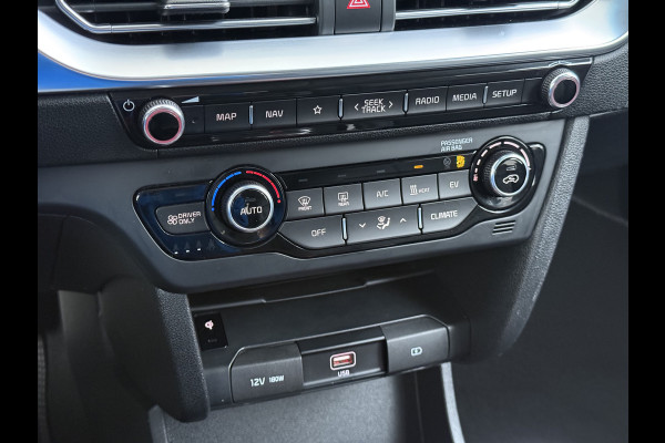 Kia e-Niro ExecutiveLine 64kWh SOH 100% Warmtepomp Leder Elek.Stoel+Memory JBL®-Audio Pdc Navi Ecc Camera Apple Carplay Android Auto Stoelverwarming+Koeling Stuurverwarming Lmv Privacy Glas DAB Vess Lane Assist Blind Spot 100% Dealeronderhouden
