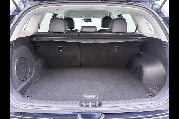 Kia e-Niro ExecutiveLine 64kWh SOH 100% Warmtepomp Leder Elek.Stoel+Memory JBL®-Audio Pdc Navi Ecc Camera Apple Carplay Android Auto Stoelverwarming+Koeling Stuurverwarming Lmv Privacy Glas DAB Vess Lane Assist Blind Spot 100% Dealeronderhouden