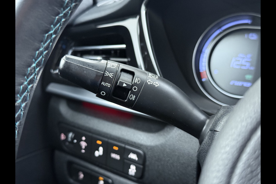 Kia e-Niro ExecutiveLine 64kWh SOH 100% Warmtepomp Leder Elek.Stoel+Memory JBL®-Audio Pdc Navi Ecc Camera Apple Carplay Android Auto Stoelverwarming+Koeling Stuurverwarming Lmv Privacy Glas DAB Vess Lane Assist Blind Spot 100% Dealeronderhouden