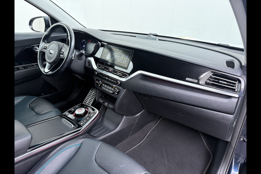 Kia e-Niro ExecutiveLine 64kWh SOH 100% Warmtepomp Leder Elek.Stoel+Memory JBL®-Audio Pdc Navi Ecc Camera Apple Carplay Android Auto Stoelverwarming+Koeling Stuurverwarming Lmv Privacy Glas DAB Vess Lane Assist Blind Spot 100% Dealeronderhouden