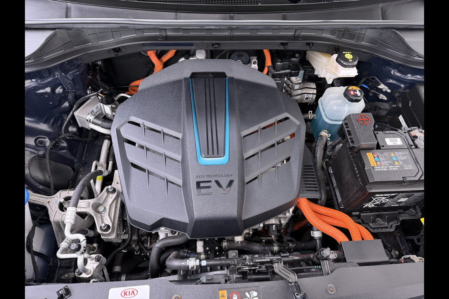 Kia e-Niro ExecutiveLine 64kWh SOH 100% Warmtepomp Leder Elek.Stoel+Memory JBL®-Audio Pdc Navi Ecc Camera Apple Carplay Android Auto Stoelverwarming+Koeling Stuurverwarming Lmv Privacy Glas DAB Vess Lane Assist Blind Spot 100% Dealeronderhouden