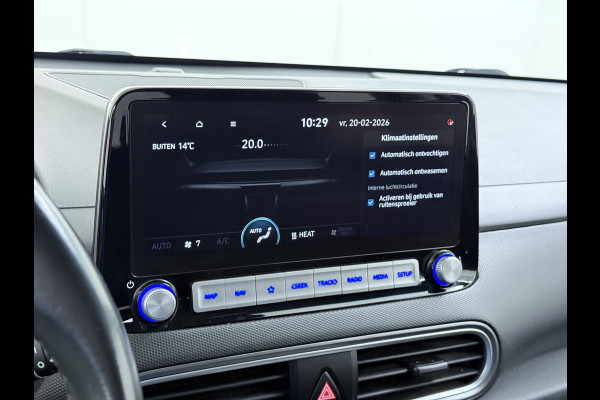 Hyundai Kona EV 64kWh SOH 100% Trekhaak Warmtepomp Navi Camera Ecc Adap.Cruise Head-Up Display Apple Carplay/Android Auto Pdc Fashion Keyless Lane Assist Dodehoek Detector FCA Privacy Glas Regensensor Bluetooth 1e Eigenaar Origineel Nederlandse Auto
