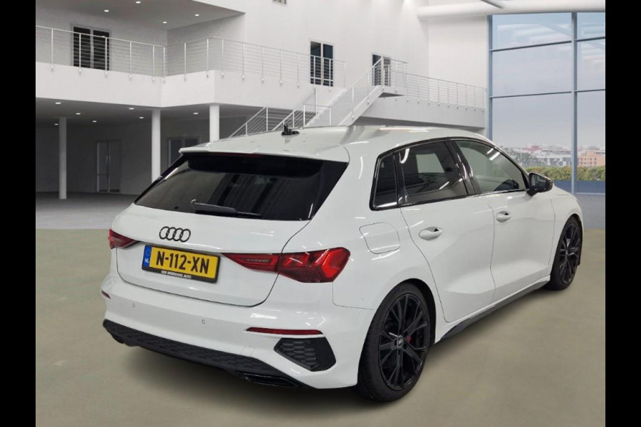 Audi A3 Sportback Aut. 45 TFSI e hybrid S-Line Competition | LED | Navi | Apple Carplay