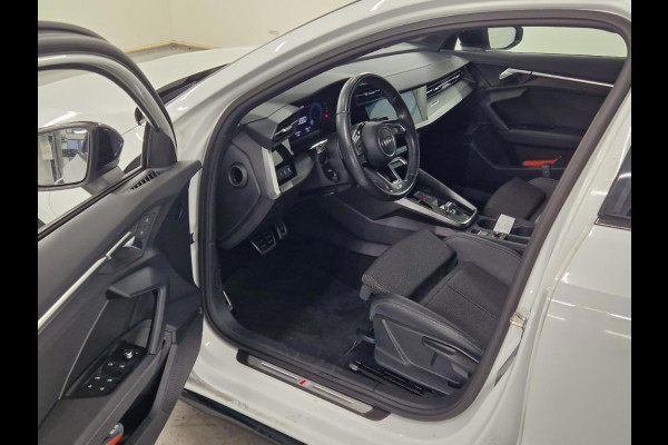 Audi A3 Sportback Aut. 45 TFSI e hybrid S-Line Competition | LED | Navi | Apple Carplay