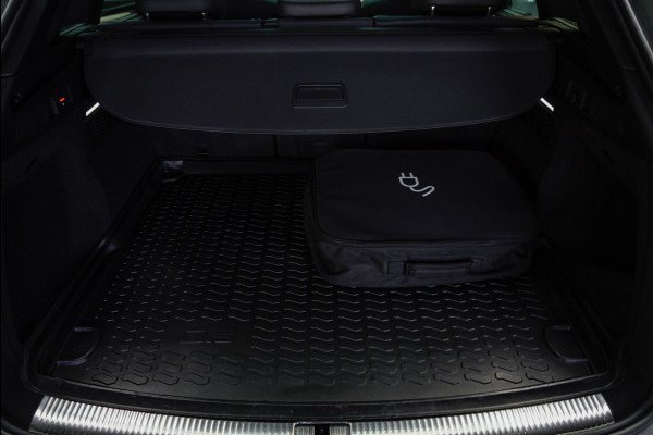 Audi Q5 55 TFSI e PlugIn S-Line Panodak Virtual Leer B&O PDC Navi Elektra. achterklep Leer Climate voor en achter 360° Zwarte binnenhemel Camera 20” LM velgen BTW auto