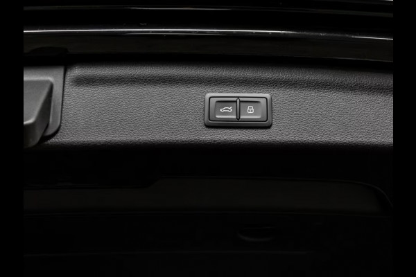 Audi Q3 45 TFSI e S-LINE ** LED, VIRTUAL, LEDER, TREKH, ADAPT. CRUISE, SONOS SOUND, 20-inch LMV ** 1e EIG - UNFALLFREI ** ** INFORMEER OOK NAAR ONZE AANTREKKELIJKE FINANCIAL-LEASE TARIEVEN **