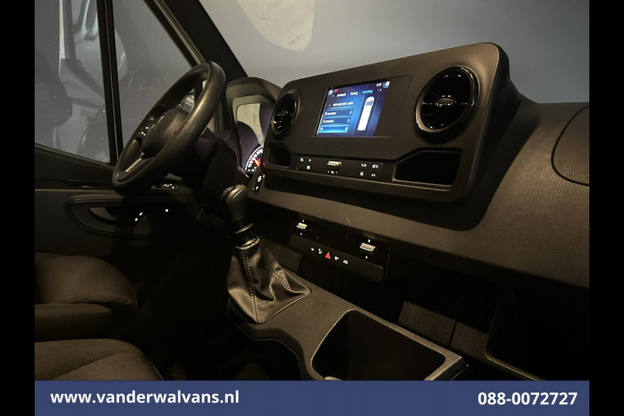 Mercedes-Benz Sprinter 317 CDI 170pk L3H2 Euro6 Airco | Camera | Apple Carplay | Cruisecontrol Android Auto, Stoelverwarming, Parkeersensoren, Bijrijdersbank, 3500kg Trekhaak, Chauffeursstoel