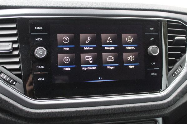 Volkswagen T-Roc Cabrio 1.5 TSI R-Line 47.055 km! / Navigatie / Parkeerhulp V+A / 19'' / Keyless / ACC / DAB / Stoelverwarming