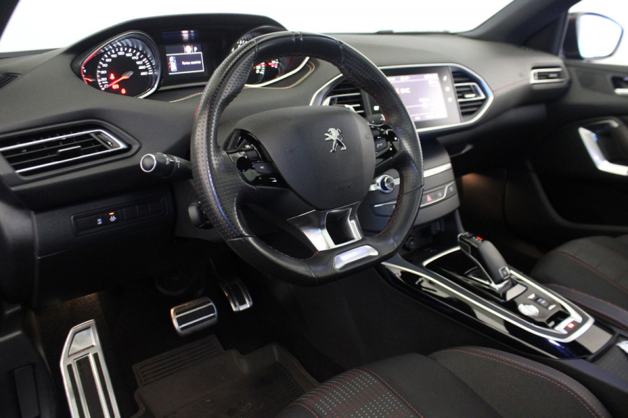 Peugeot 308 1.2 PureTech GT-Line |Pano|Massage|