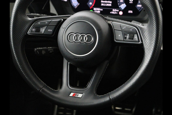 Audi A3 30 TFSI S edition | Sportstoelen | Carplay | Virtual Cockpit | Half leder | Climate control | Full LED | Cruise control | Parkeerhulp | Audi Sound | Getint glas