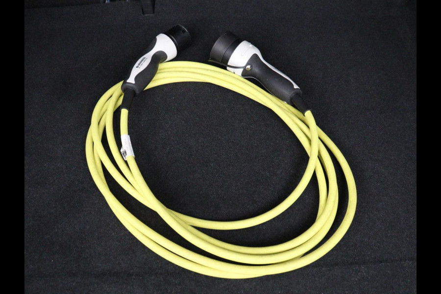 Volkswagen ID.4 First 77 kWh | SOH 90% | Stoel & stuurverwarming | Adaptive cruise | Camera | Carplay | Half leder | Navigatie | 20'' | Full LED | Keyless | Climate control | Sfeerverlichting