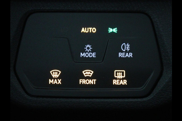 Volkswagen ID.4 First 77 kWh | SOH 90% | Stoel & stuurverwarming | Adaptive cruise | Camera | Carplay | Half leder | Navigatie | 20'' | Full LED | Keyless | Climate control | Sfeerverlichting