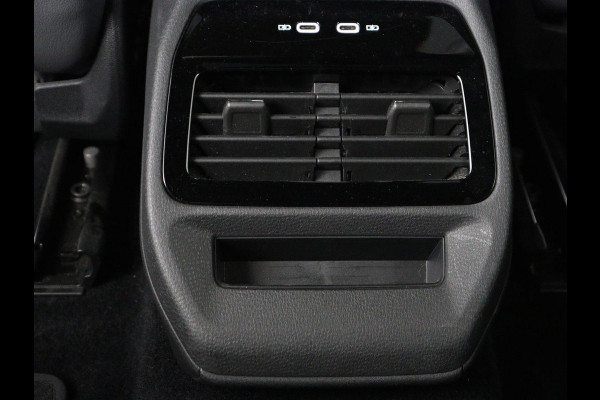 Volkswagen ID.4 First 77 kWh | SOH 90% | Stoel & stuurverwarming | Adaptive cruise | Camera | Carplay | Half leder | Navigatie | 20'' | Full LED | Keyless | Climate control | Sfeerverlichting