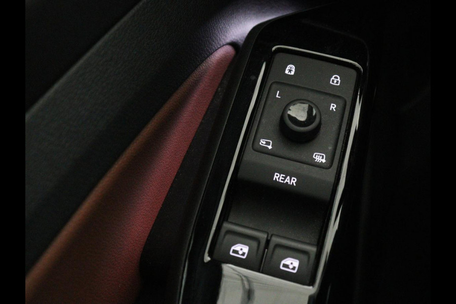 Volkswagen ID.4 First 77 kWh | SOH 90% | Stoel & stuurverwarming | Adaptive cruise | Camera | Carplay | Half leder | Navigatie | 20'' | Full LED | Keyless | Climate control | Sfeerverlichting