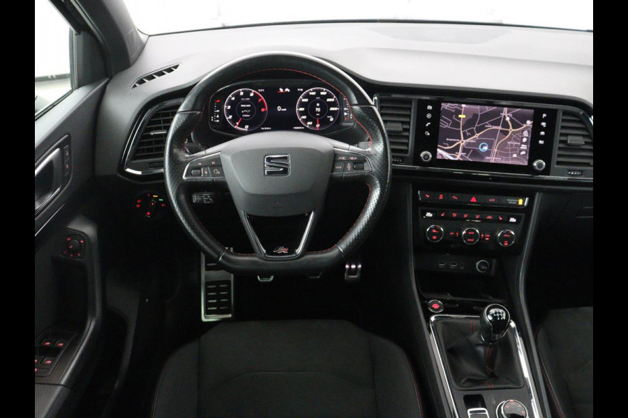 Seat Ateca 1.5 TSI FR Intens | Panoramadak | Trekhaak | Stoelverwarming | 360 Camera | Adaptive cruise | Alcantara | Beats Audio | Virtual Cockpit | Carplay | Full LED | Keyless | Navigatie