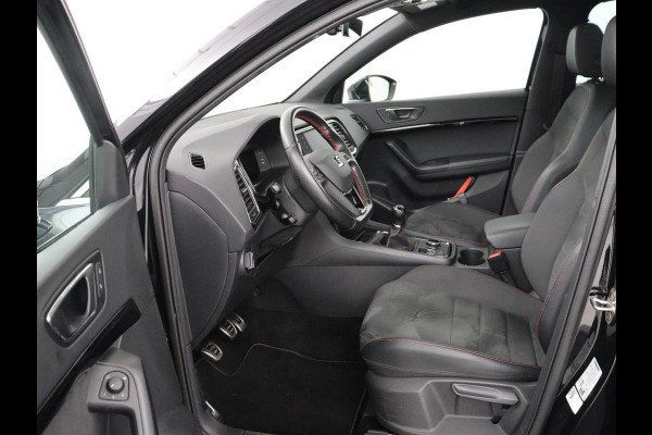 Seat Ateca 1.5 TSI FR Intens | Panoramadak | Trekhaak | Stoelverwarming | 360 Camera | Adaptive cruise | Alcantara | Beats Audio | Virtual Cockpit | Carplay | Full LED | Keyless | Navigatie