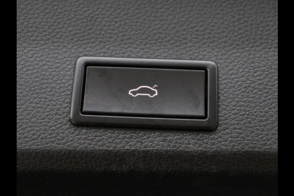 Seat Ateca 1.5 TSI FR Intens | Panoramadak | Trekhaak | Stoelverwarming | 360 Camera | Adaptive cruise | Alcantara | Beats Audio | Virtual Cockpit | Carplay | Full LED | Keyless | Navigatie